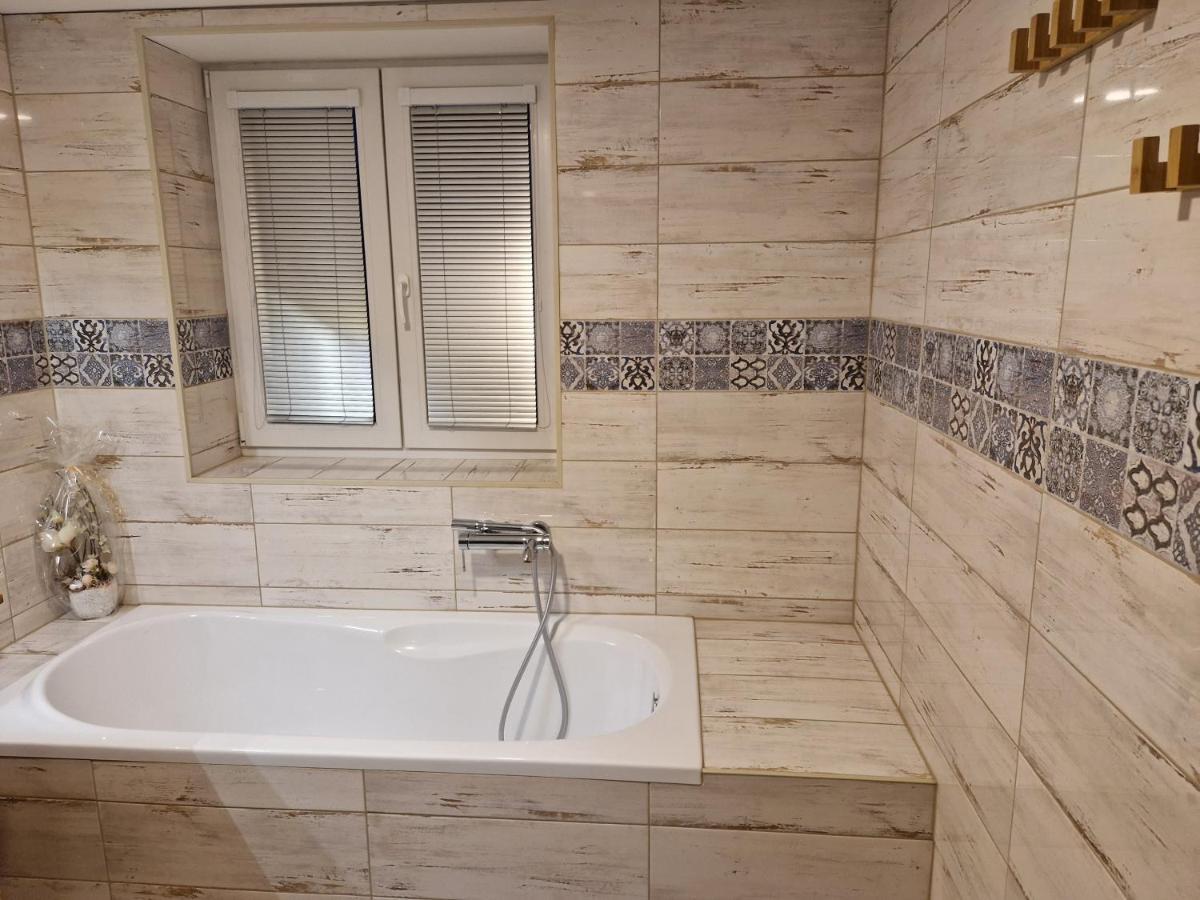Objevte Krasu Beskyd , Navstivte Chatu Lojza Stare Hamry Bagian luar foto